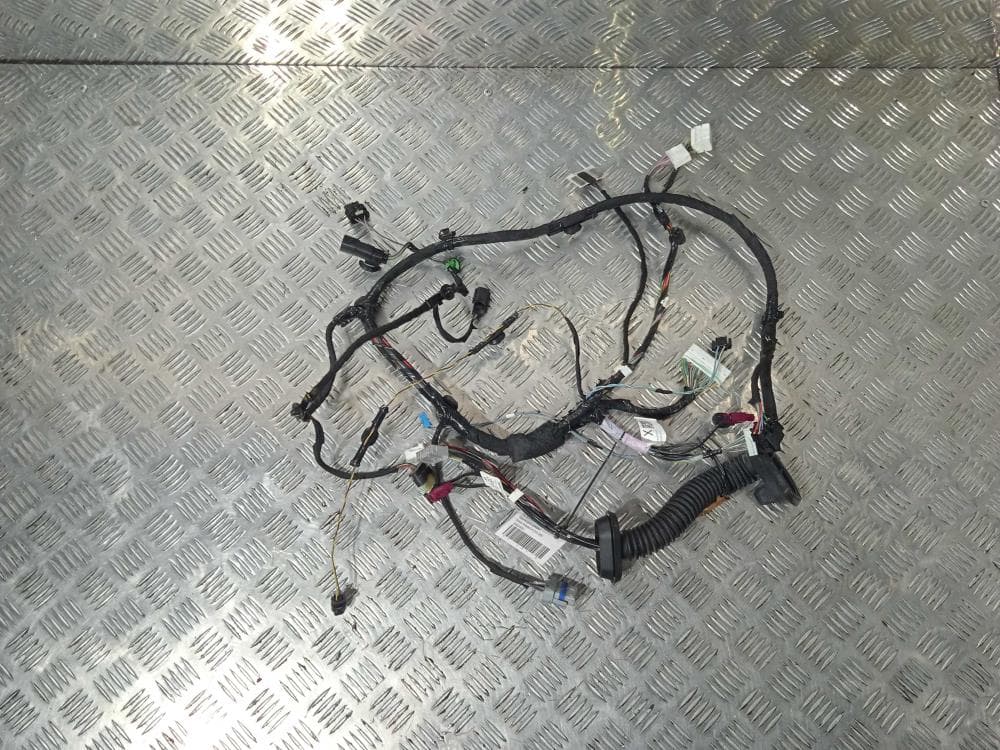 Проводка двери к Tesla Model X (15-21)