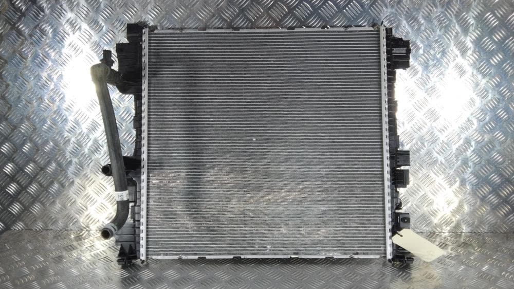 Радиатор (дополнительный) к Jeep Grand Cherokee WL (21-24)