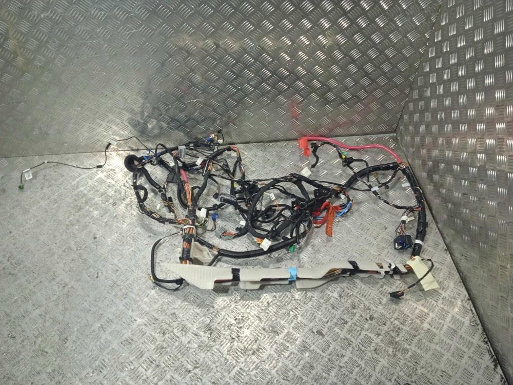 Проводка к Tesla Model 3 (17-21)