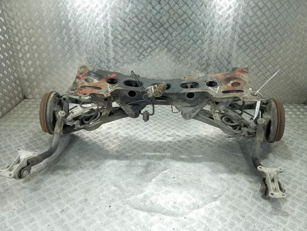 Балка подвески задняя к Peugeot 406 (95-99)