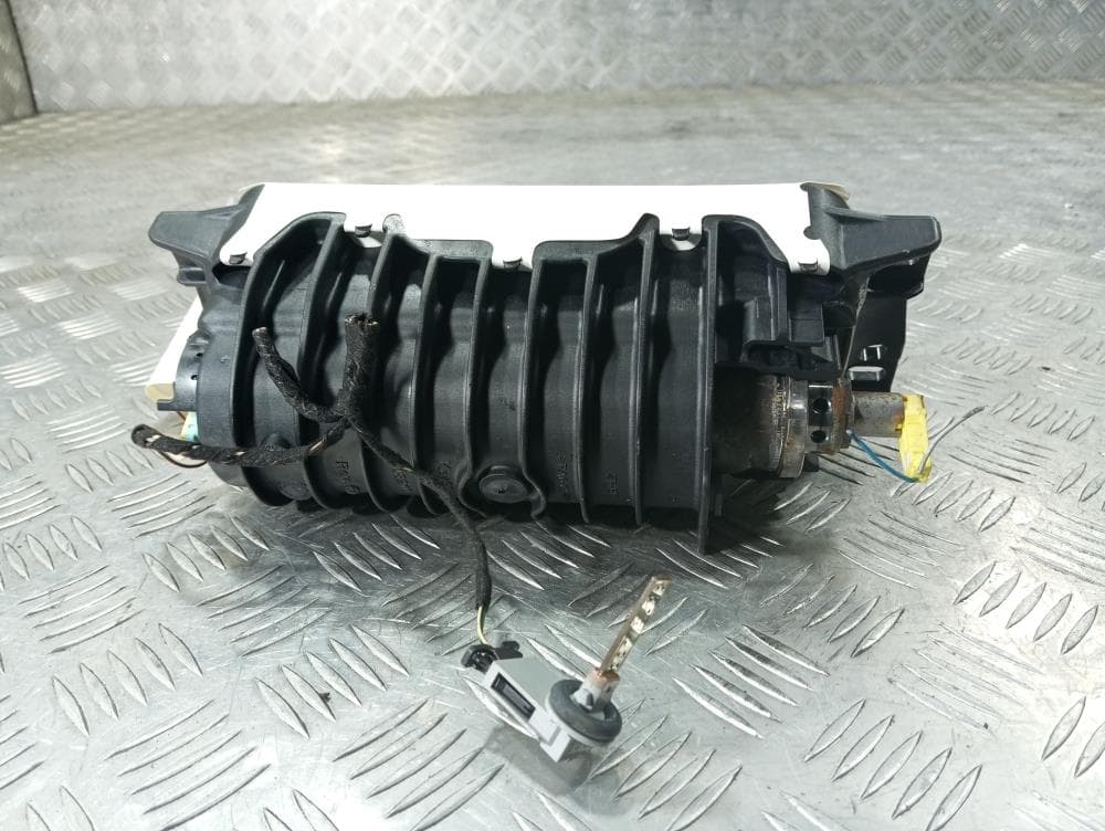 Подушка безопасности пассажира к Audi A4 B8/8K (07-11)