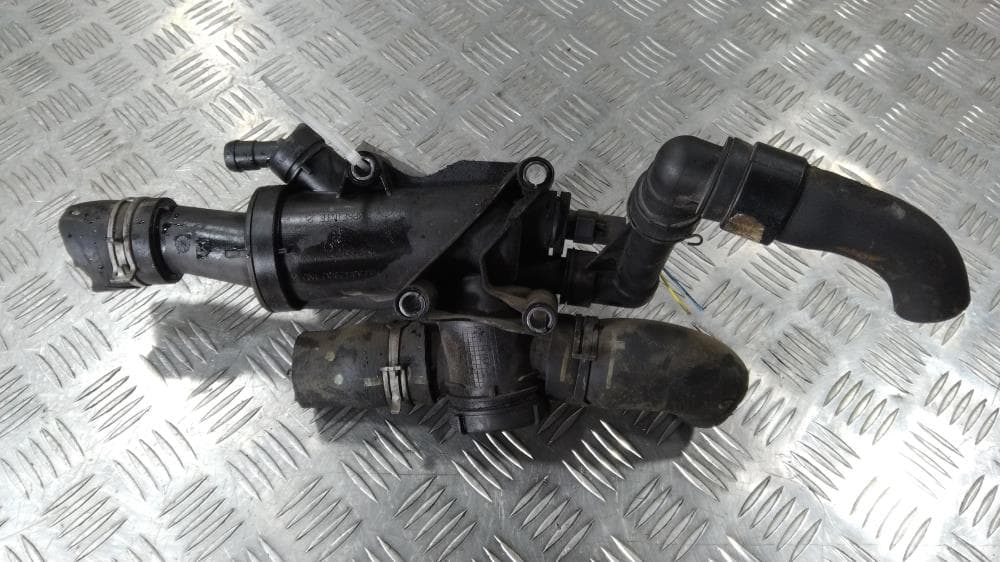 Корпус термостата к Peugeot 407 (04-11)