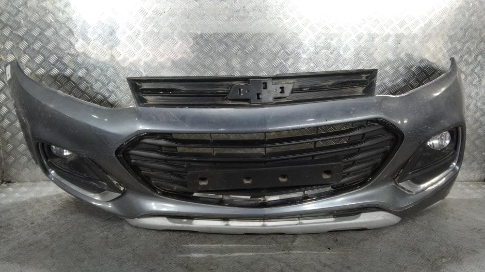 Бампер передний к Chevrolet Trax 1 (13-16)