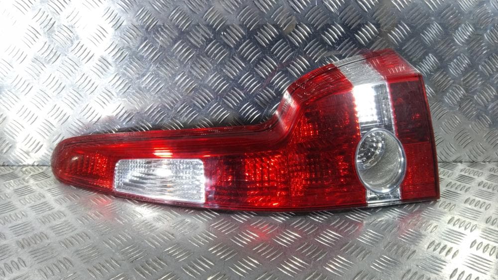 Фонарь задний правый к Volvo V50 (03-10)