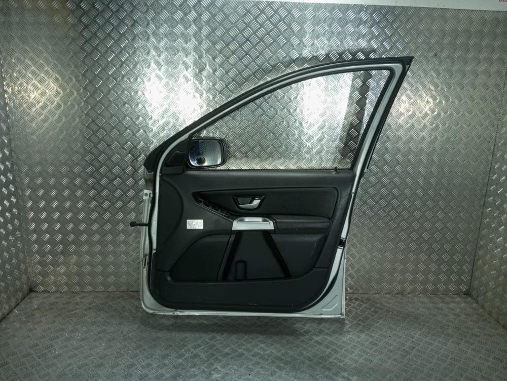 Дверь передняя правая к Volvo XC90 1 (02-06)