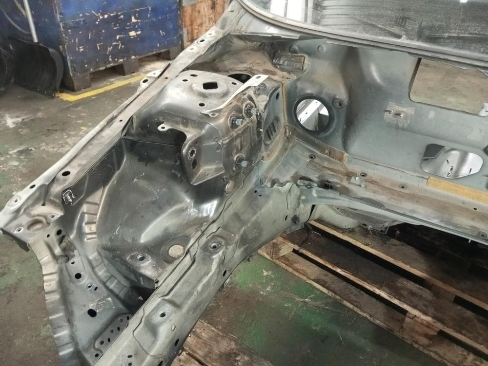 Стекло лобовое к Volvo V70 3 (07-13)