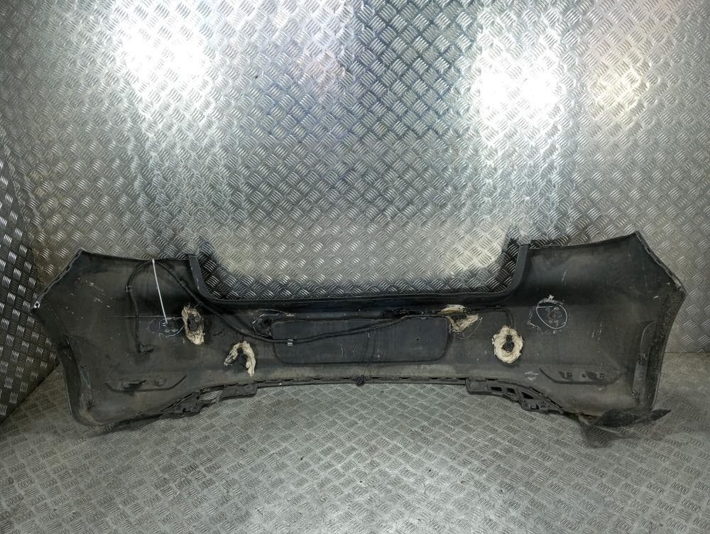 Бампер задний к Volkswagen Golf 6 (08-15)