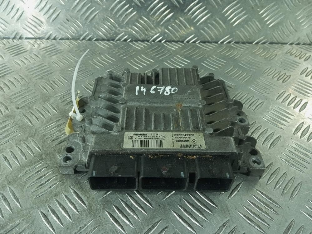 Блок управления двигателем к Renault Megane 2 (02-06)