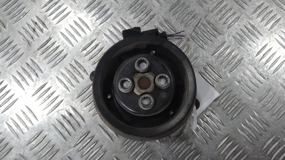 Помпа к Volkswagen Golf 6 (08-15)
