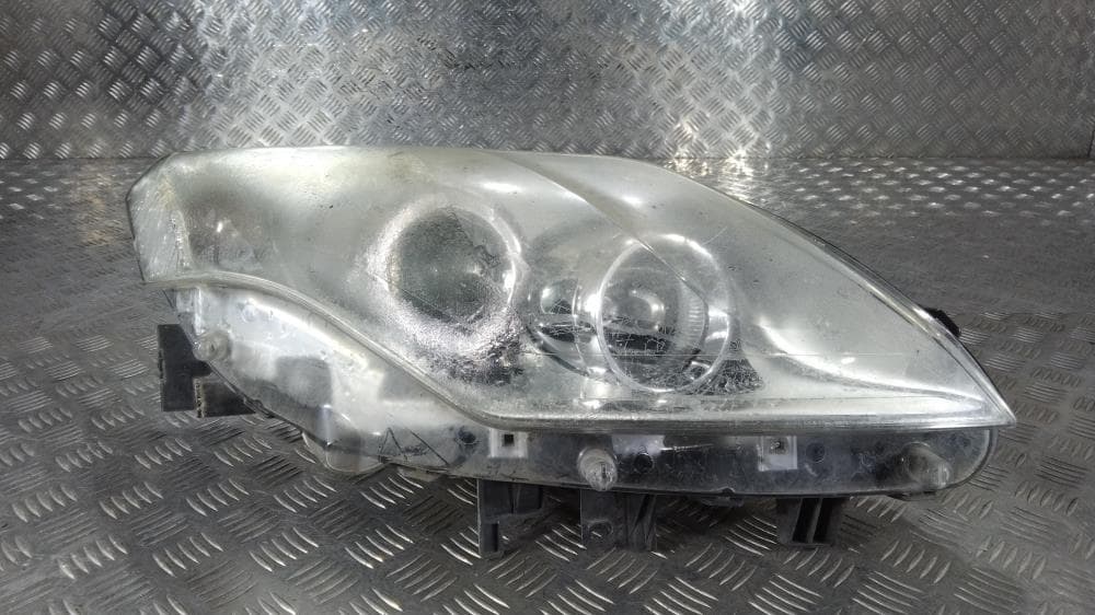 Фара правая к Renault Laguna 3 (07-11)
