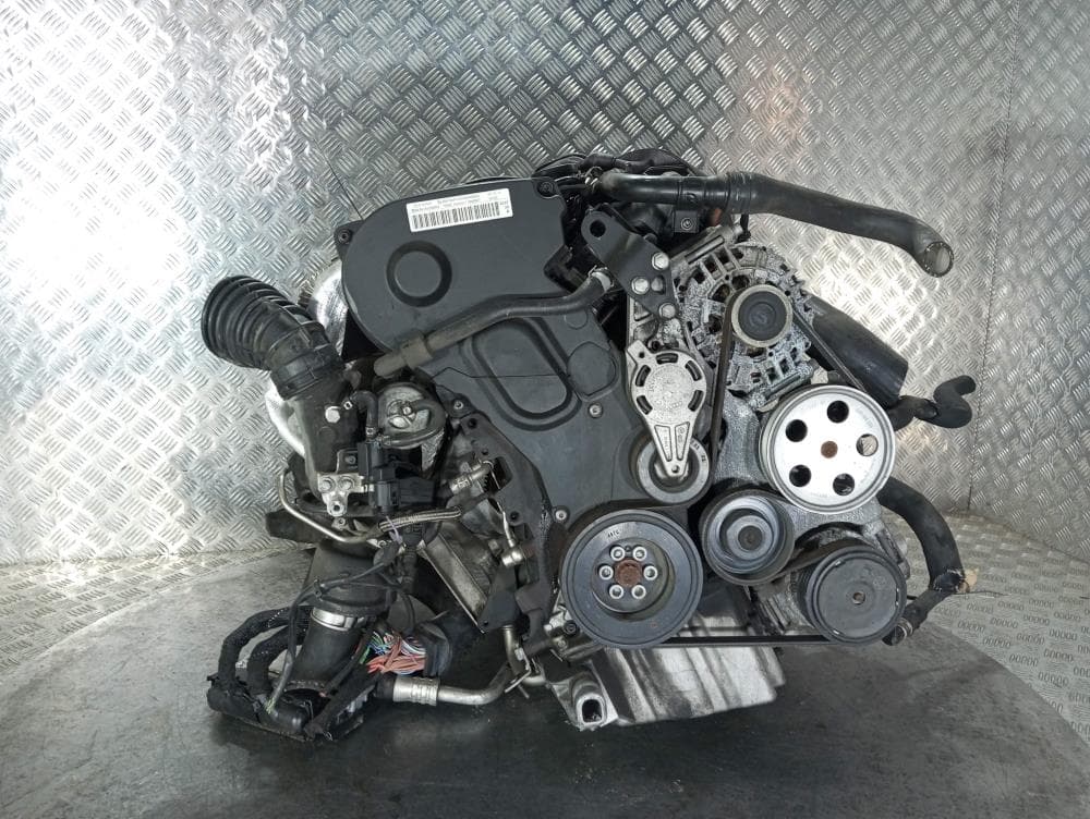 Двигатель к Audi A4 B7 (04-09)