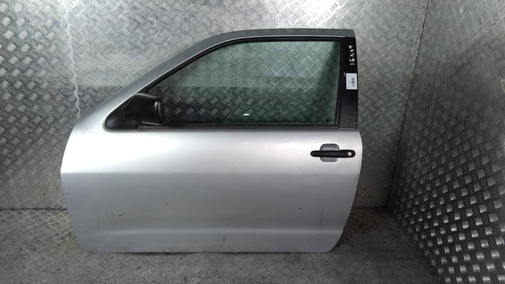 Дверь передняя левая к Seat Ibiza 2 Рестайлинг (99-02)