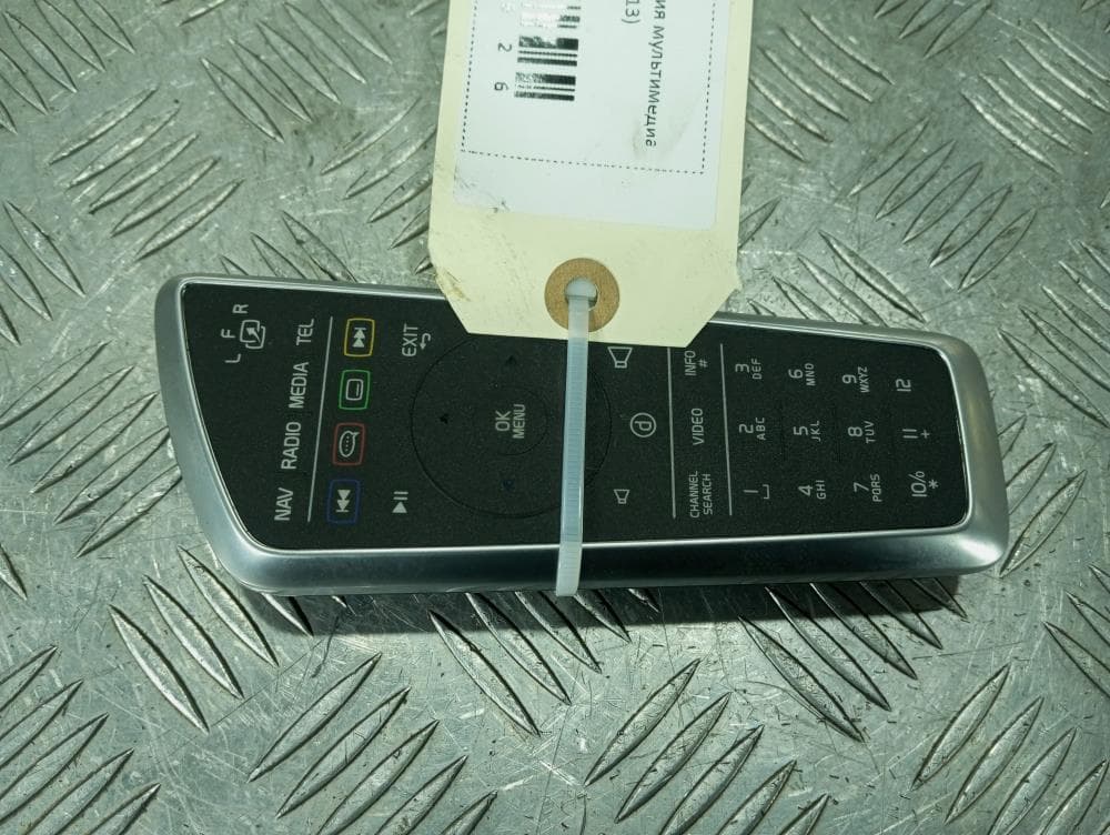 Пульт управления мультимедиа к Volvo S60 2 (10-13)