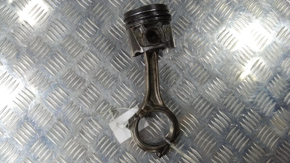 Поршень к Audi A4 B6 (01-05)