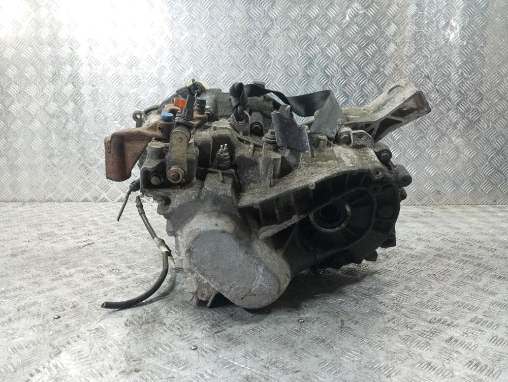 КПП механическая (МКПП) к Volvo S60 1 Рестайлинг (04-09)