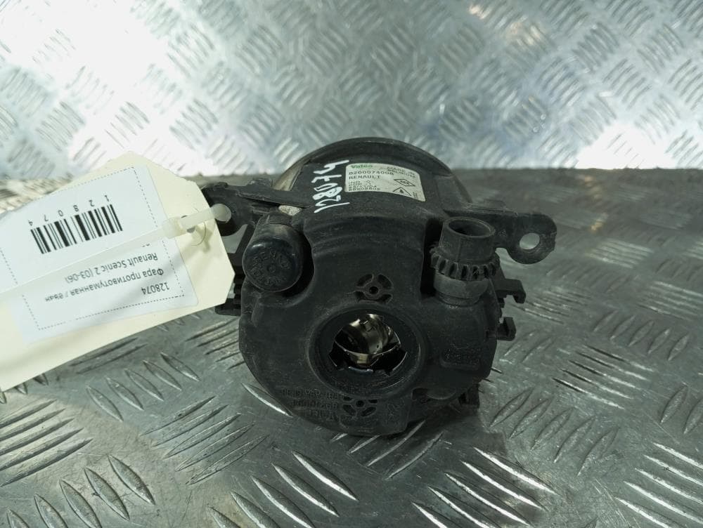 Фара противотуманная левая к Renault Scenic 2 (03-06)