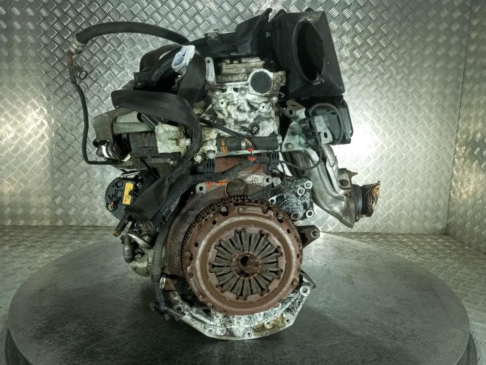 Двигатель к Renault Laguna 2 (01-05)
