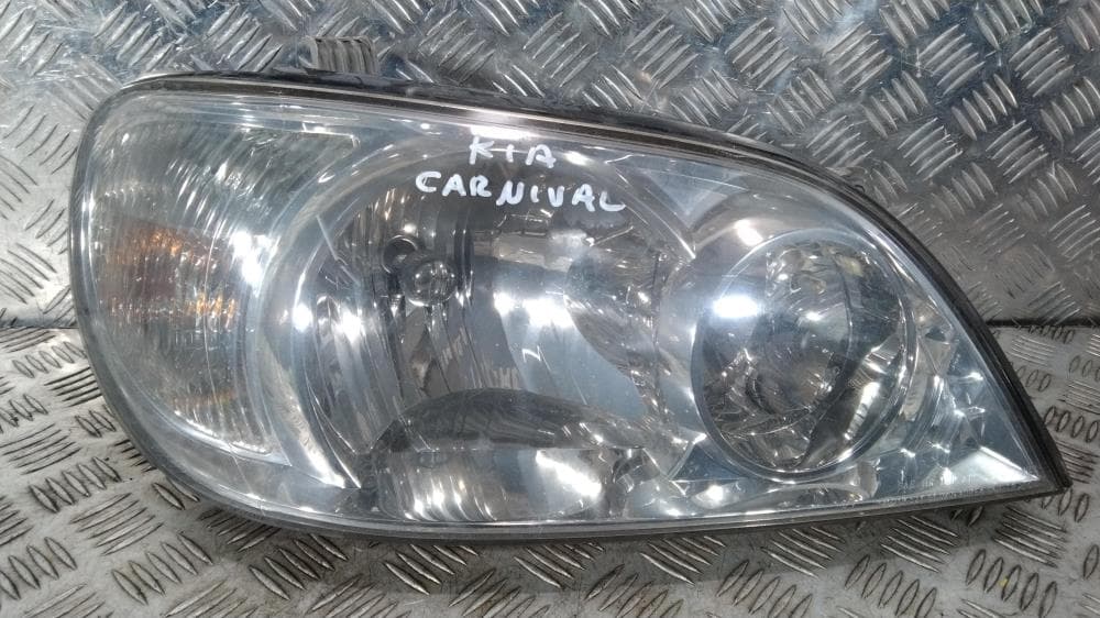 Фара правая к Kia Carnival 1 Рестайлинг (02-06)