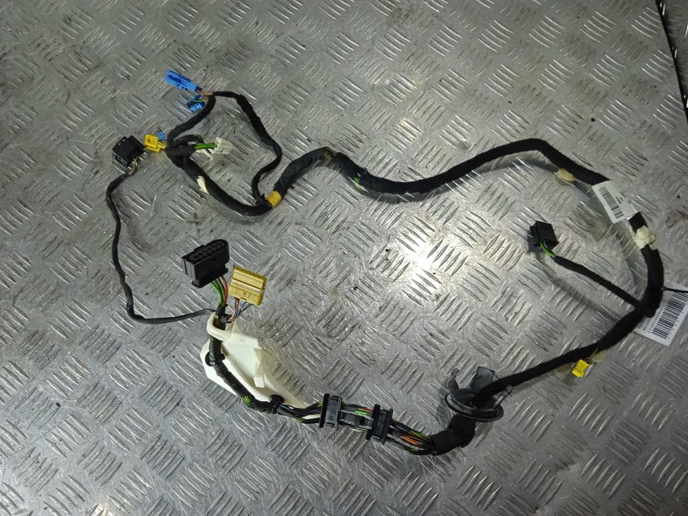 Проводка двери к Mercedes S W221 Рестайлинг (09-13)
