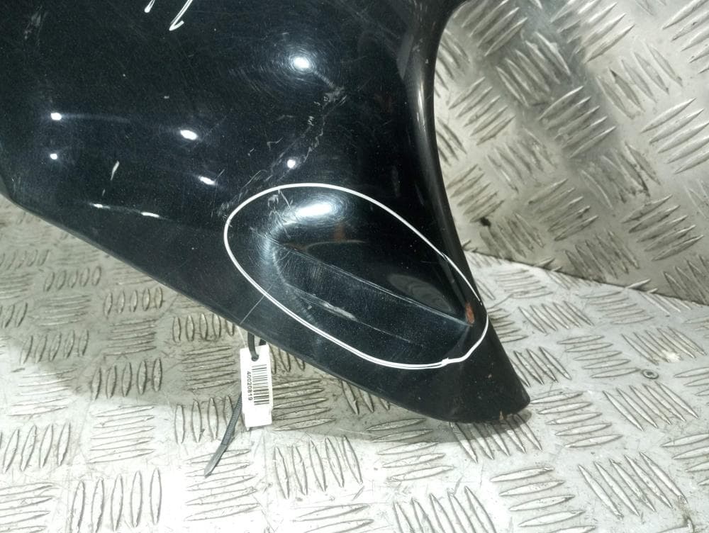 Крыло переднее правое к Mercedes C Class W203/S203/CL203 (00-04)