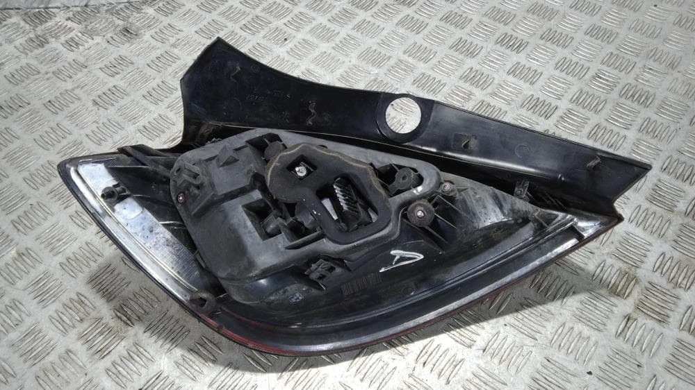 Фонарь задний правый к Opel Astra H (04-07)