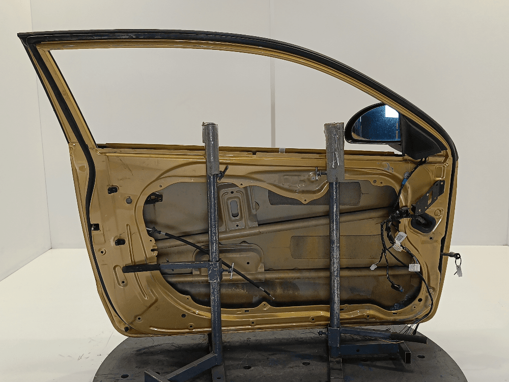 Дверь передняя левая к Kia Ceed 1 (06-10)