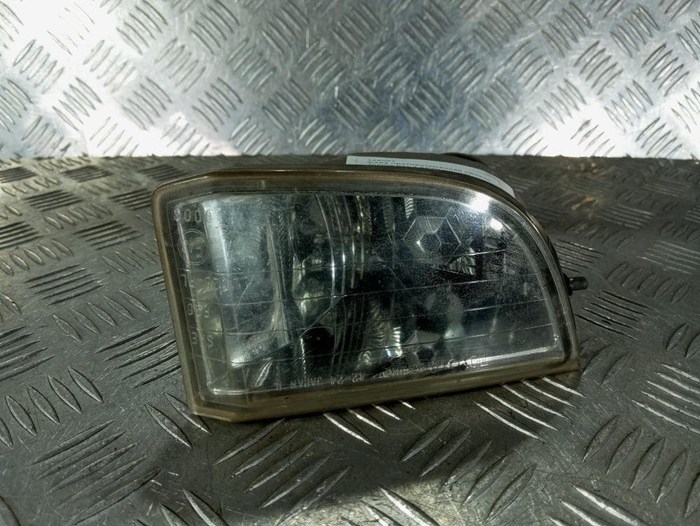 Фара противотуманная правая к Toyota Rav 4 XA20 (00-03)