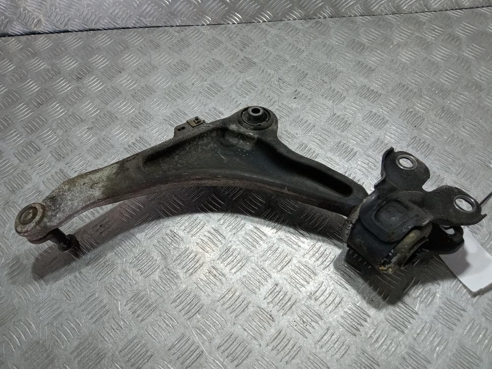 Рычаг передний правый к Volvo V60 1 (10-13)