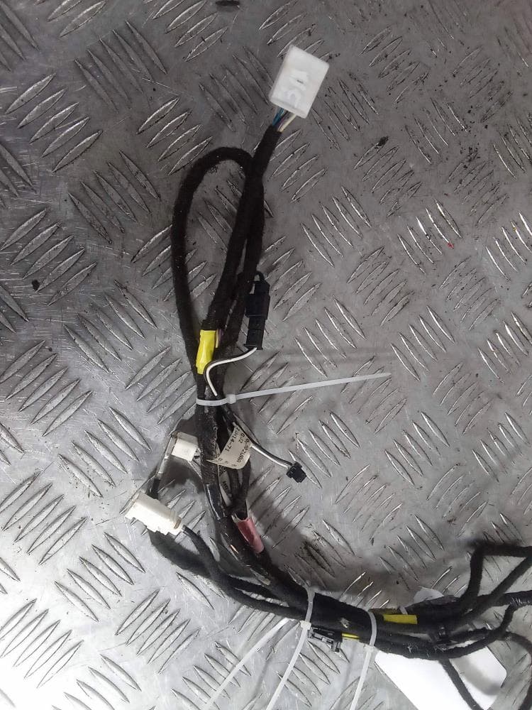 Проводка к Tesla Model 3 (17-21)