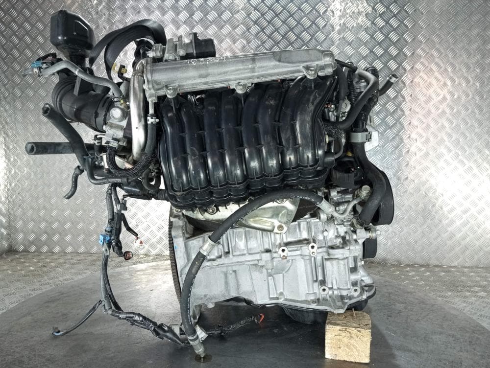 Двигатель к Toyota Avensis 2 (03-06)
