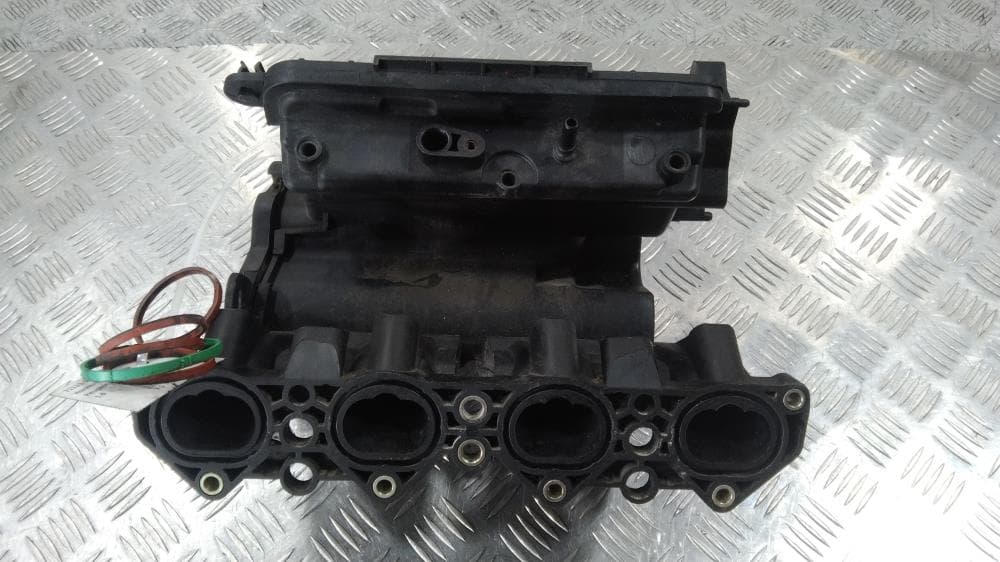 Коллектор впускной к Peugeot 307 (01-05)