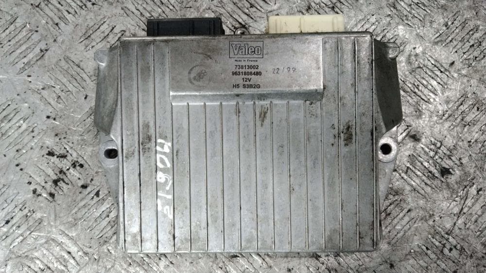Блок управления гидроподвеской к Citroen Xantia X2 (98-01)