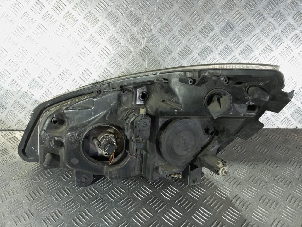 Фара правая к Renault Scenic 2 (03-06)