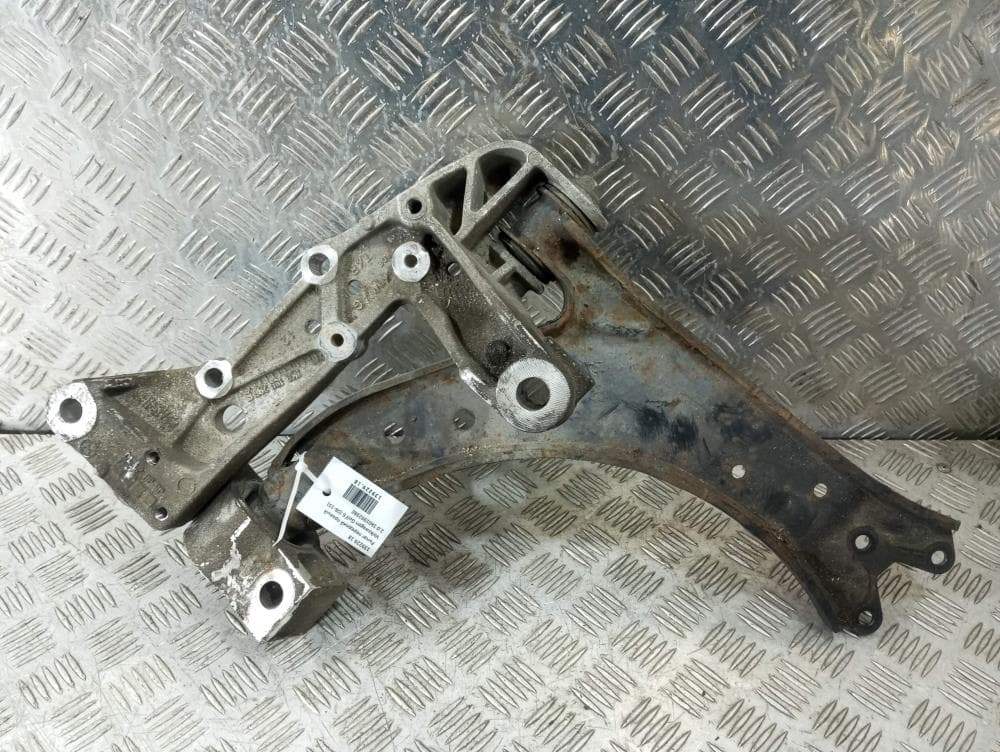 Рычаг передний правый к Volkswagen Golf 6 (08-15)