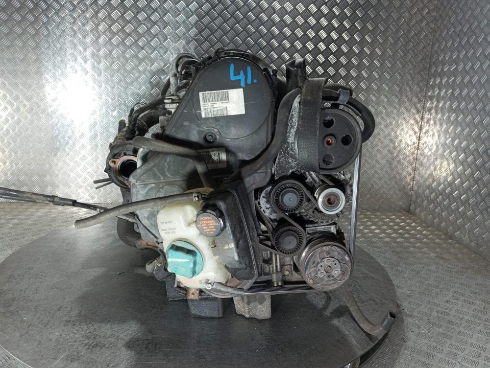 Двигатель к Volvo S60 1 (00-04)