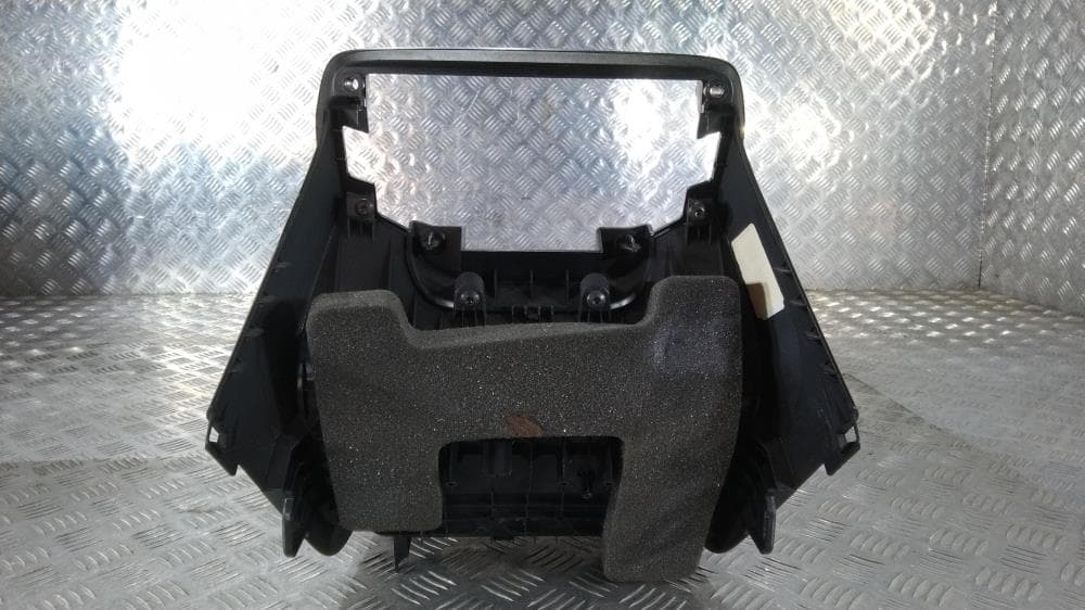 Консоль салона (кулисная часть) к Volvo V70 3 (07-13)