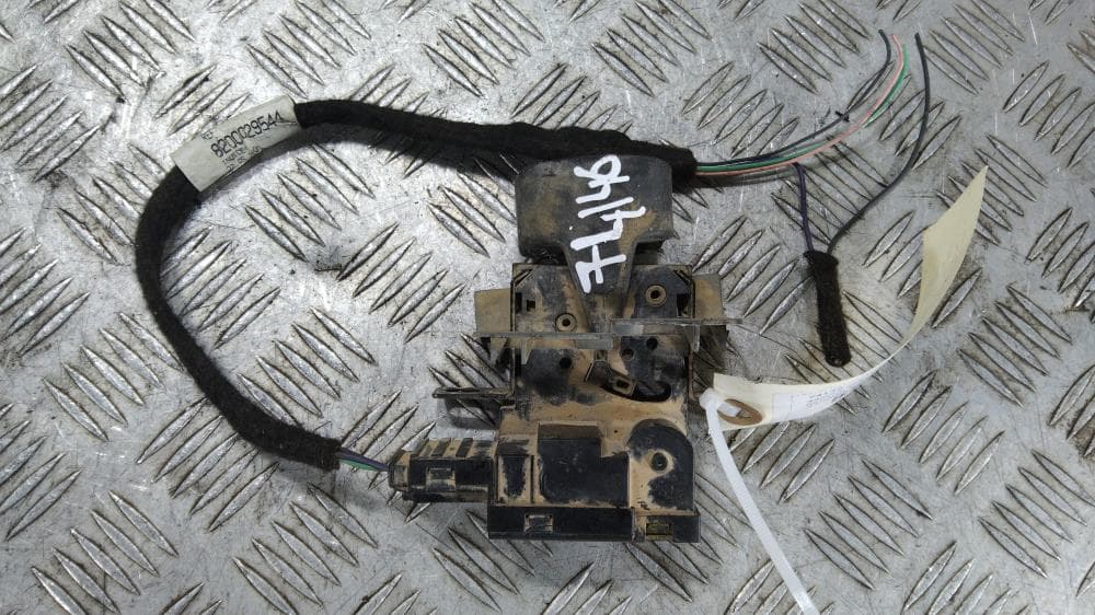 Замок багажника к Renault Scenic 1 Рестайлинг (99-03)