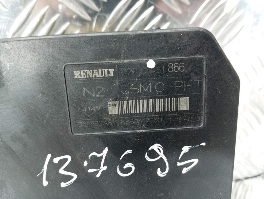 Блок комфорта к Renault Megane 2 (02-06)