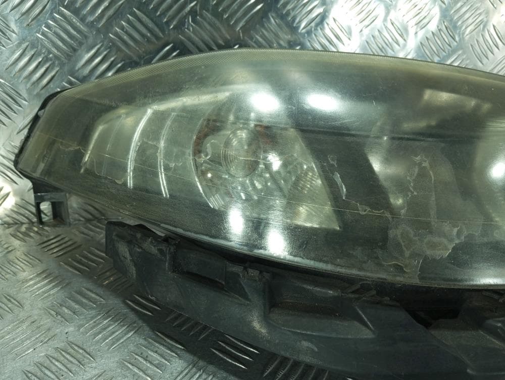 Фара правая к Renault Laguna 2 Рестайлинг (05-08)