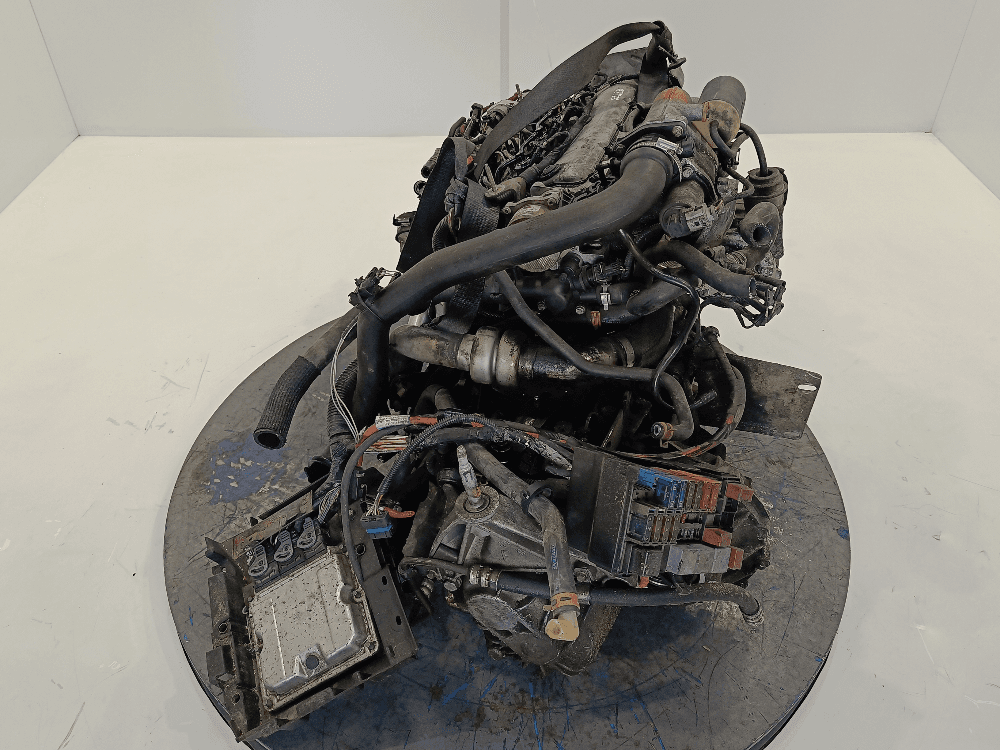 Двигатель к Renault Laguna 2 (01-05)