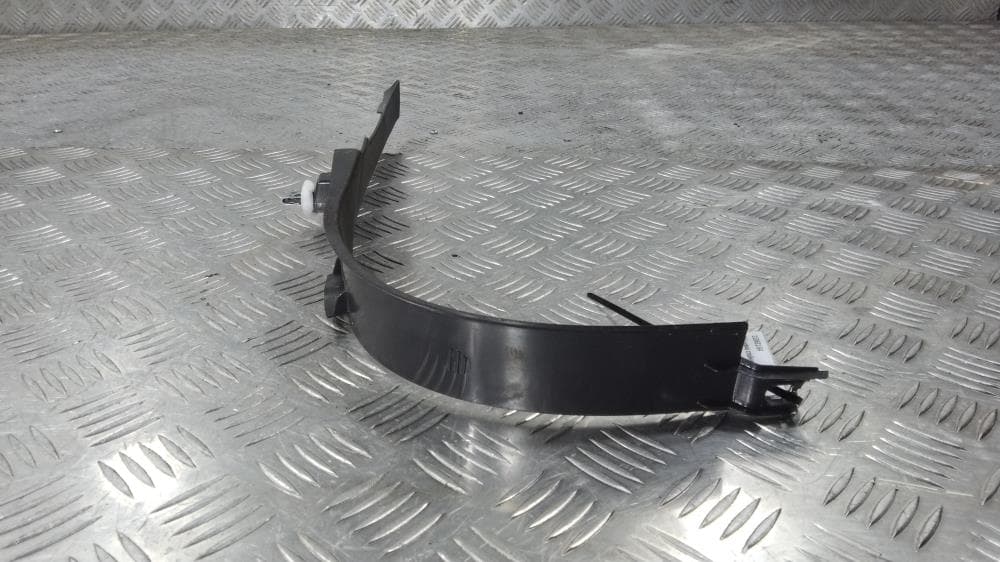 Обшивка стойки передней правой к Volvo V70 3 (07-13)