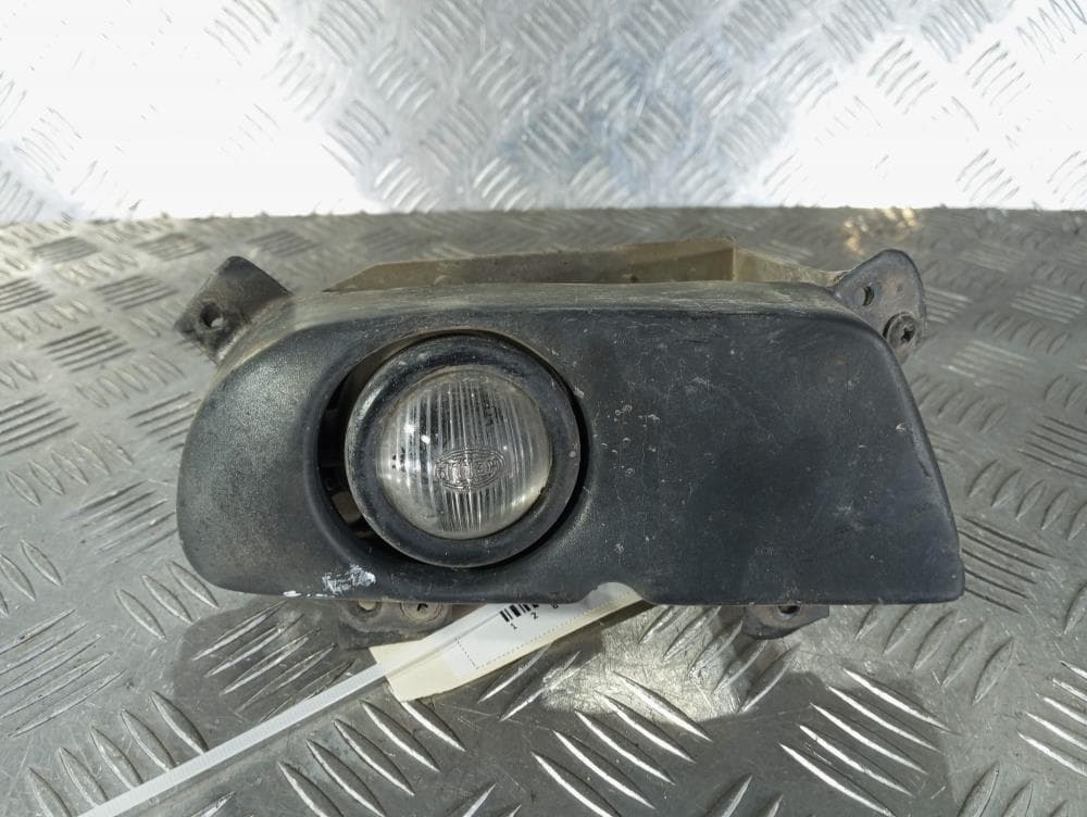 Фара противотуманная левая к BMW 7 E65/E66 (01-05)