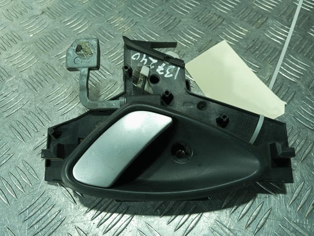 Ручка внутренняя передняя левая к Citroen C5 1 (01-04)