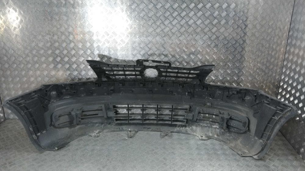 Бампер передний к Volkswagen Caddy 3 (04-10)