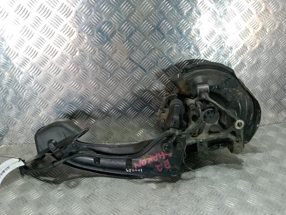 Кулак задний правый к Volkswagen Sharan 2 (10-15)