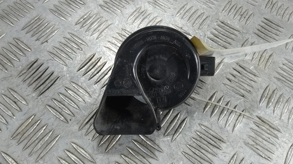 Сигнал (клаксон) к Audi A4 B8/8K (07-11)
