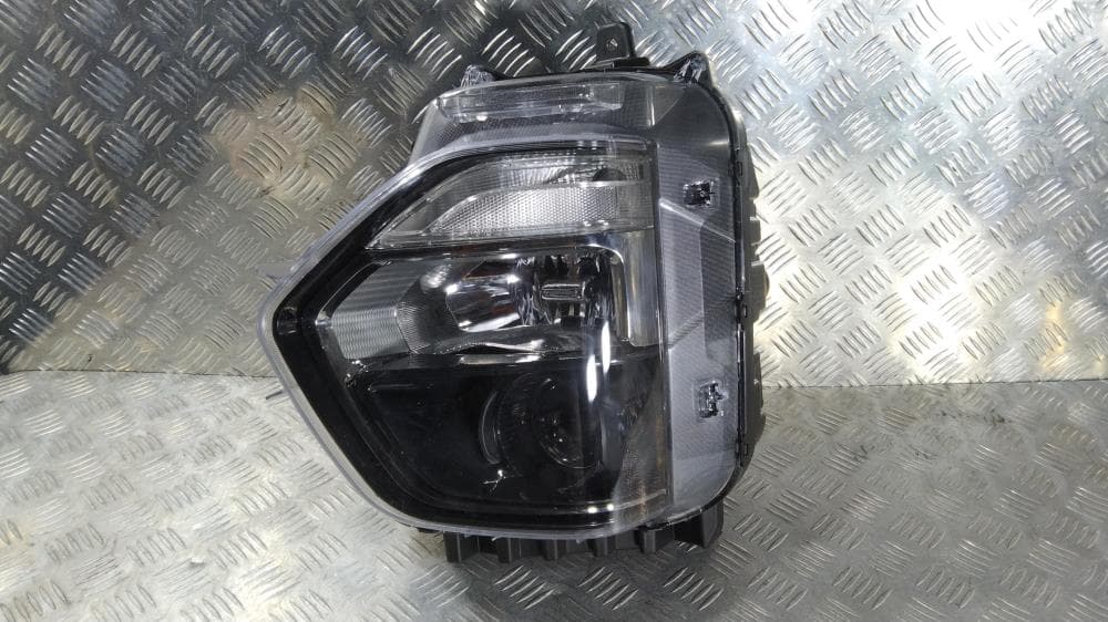 Фара правая к Hyundai Santa Fe TM (18-20)