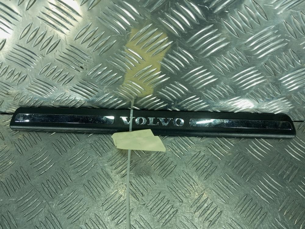 Накладка на порог к Volvo S60 2 (10-13)
