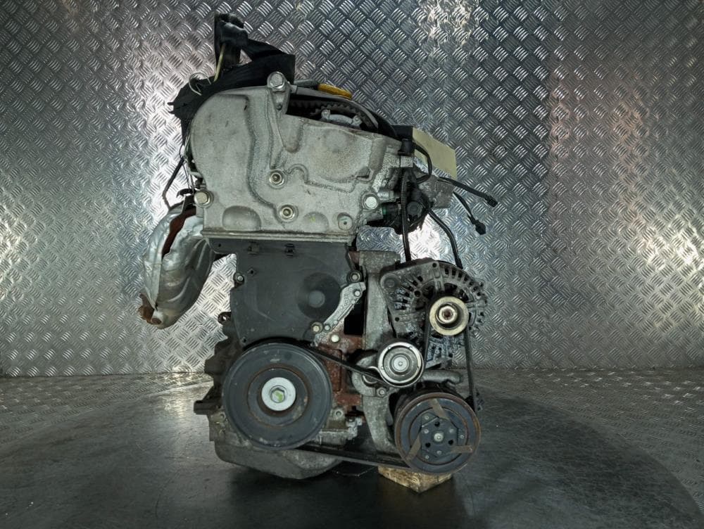 Двигатель к Renault Megane 2 (02-06)