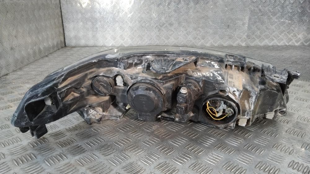 Фара левая к Renault Laguna 2 Рестайлинг (05-08)